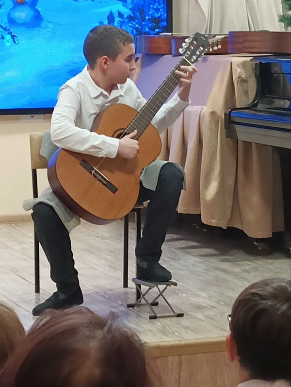 Новогодний концерт отделения гитары